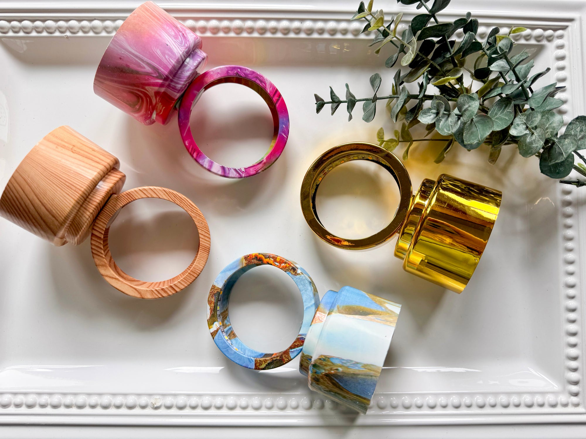 Illuminated Ring Rotating Sphere Stand