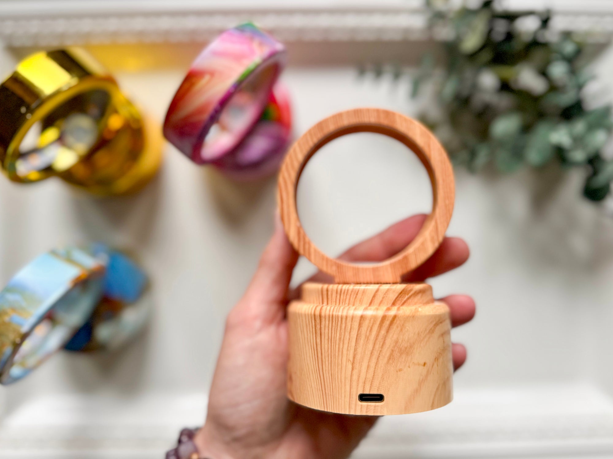 Illuminated Ring Rotating Sphere Stand