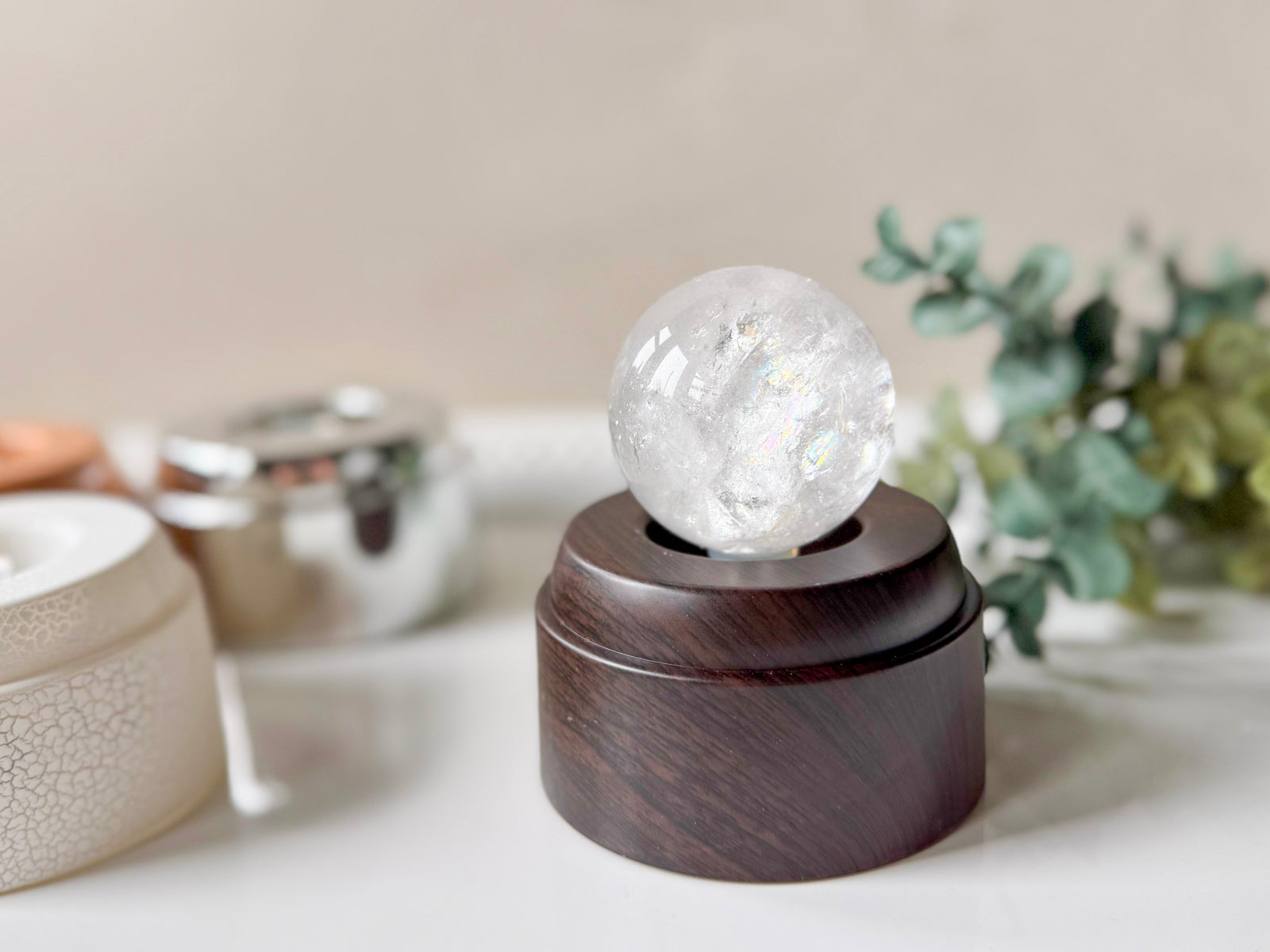Illuminated Rotating Sphere Stand