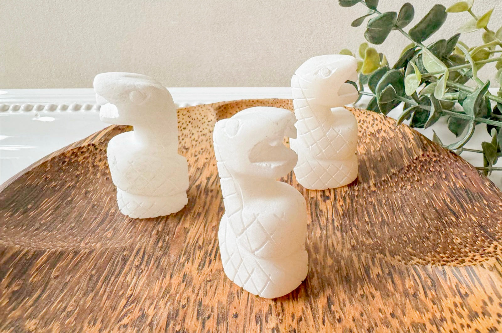 Inca Serpent Carving White Onyx Totem || Peru