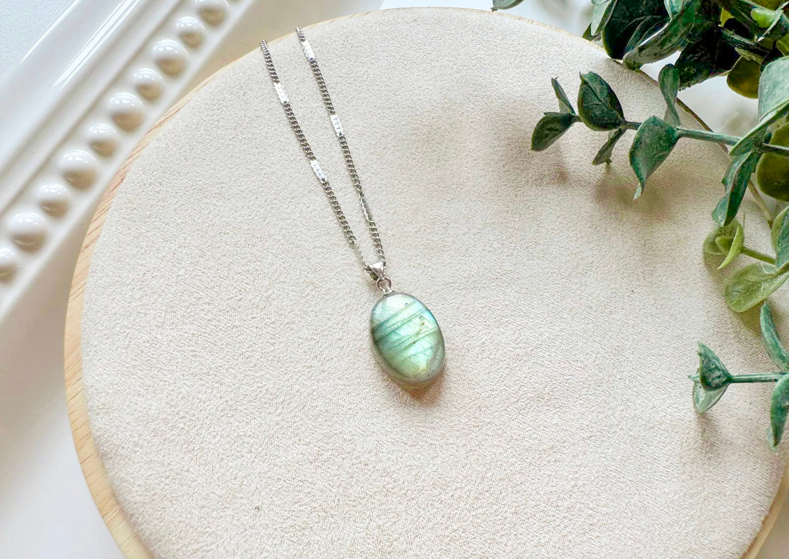 Labradorite Oval Necklace