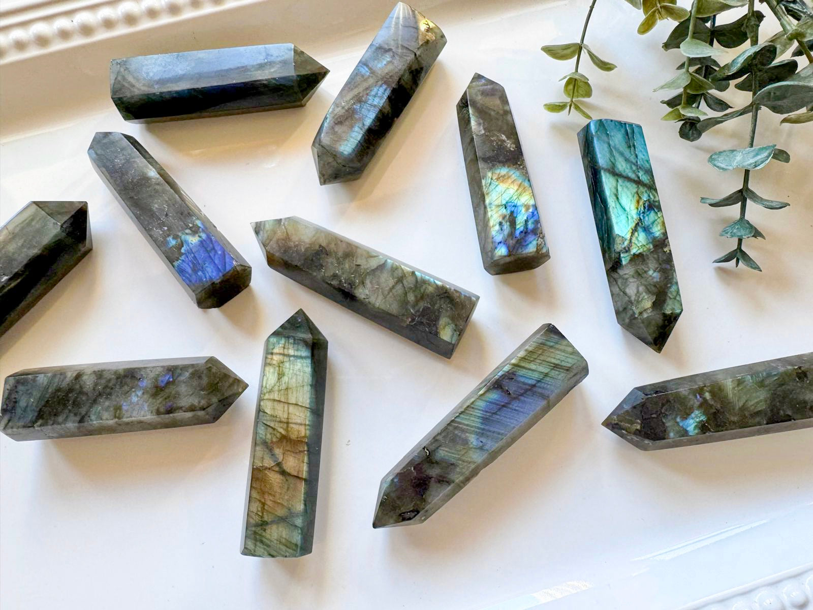 Labradorite Point || 6-Sided || Dark Grey