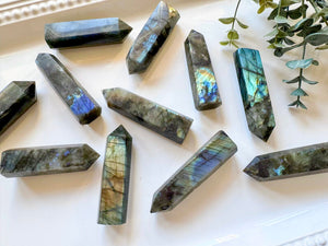 Labradorite Point || 6-Sided || Dark Grey