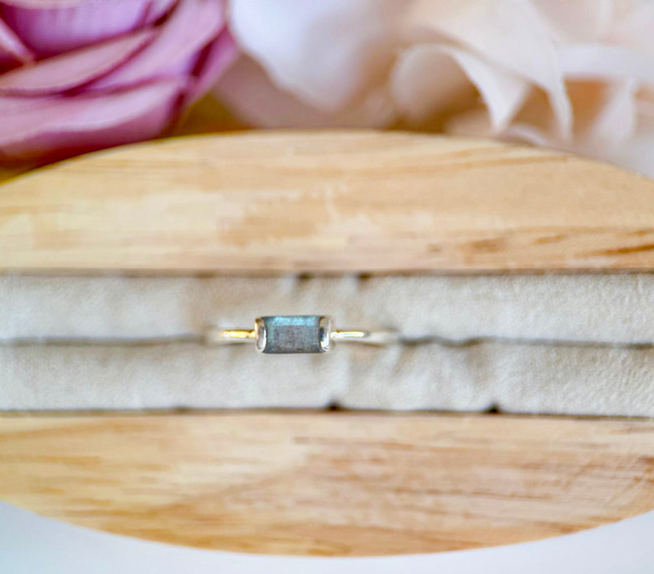 Labradorite Sterling Ring || Horizontal Bar