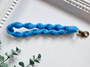Macrame Loop Keychain