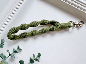 Macrame Loop Keychain