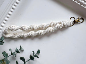 Macrame Loop Keychain