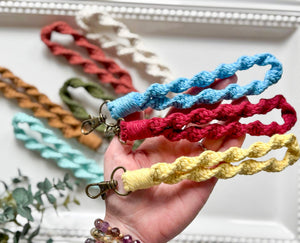 Macrame Loop Keychain