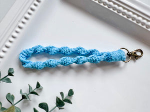 Macrame Loop Keychain