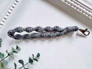Macrame Loop Keychain