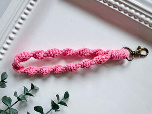 Macrame Loop Keychain