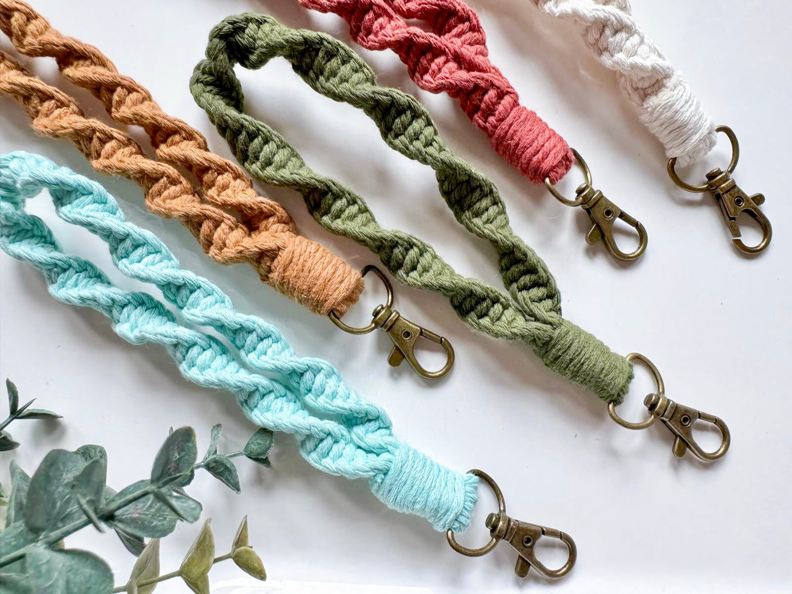 Macrame Loop Keychain