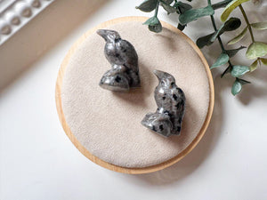 Mini Crow Crystal Carving