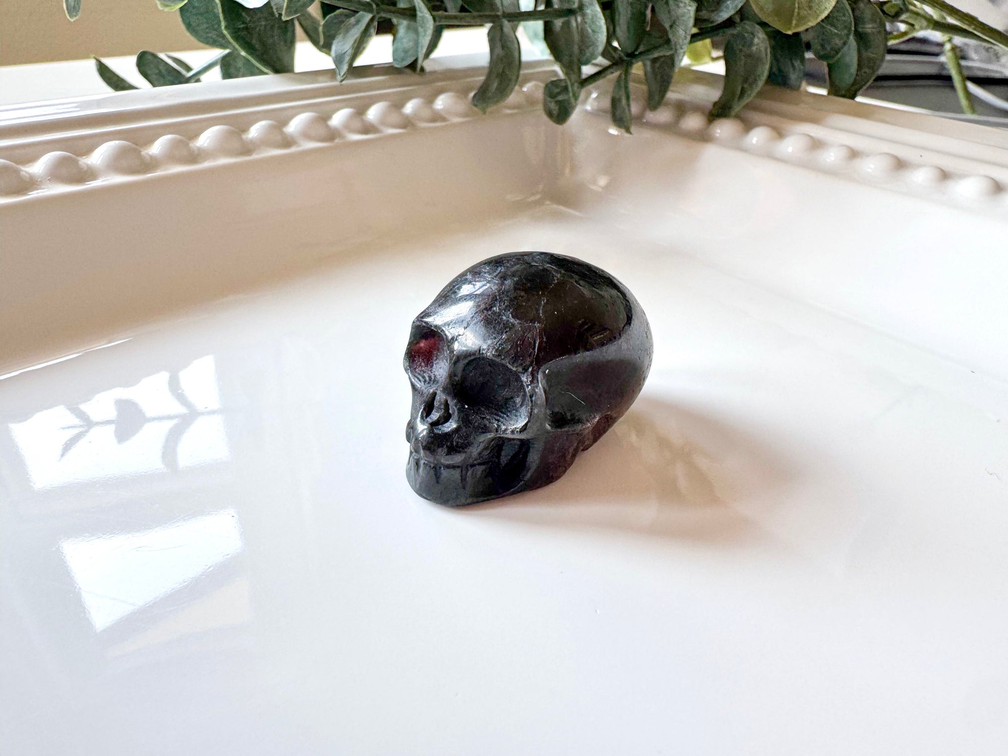 Mini Crystal Skull Carving