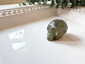 Mini Crystal Skull Carving
