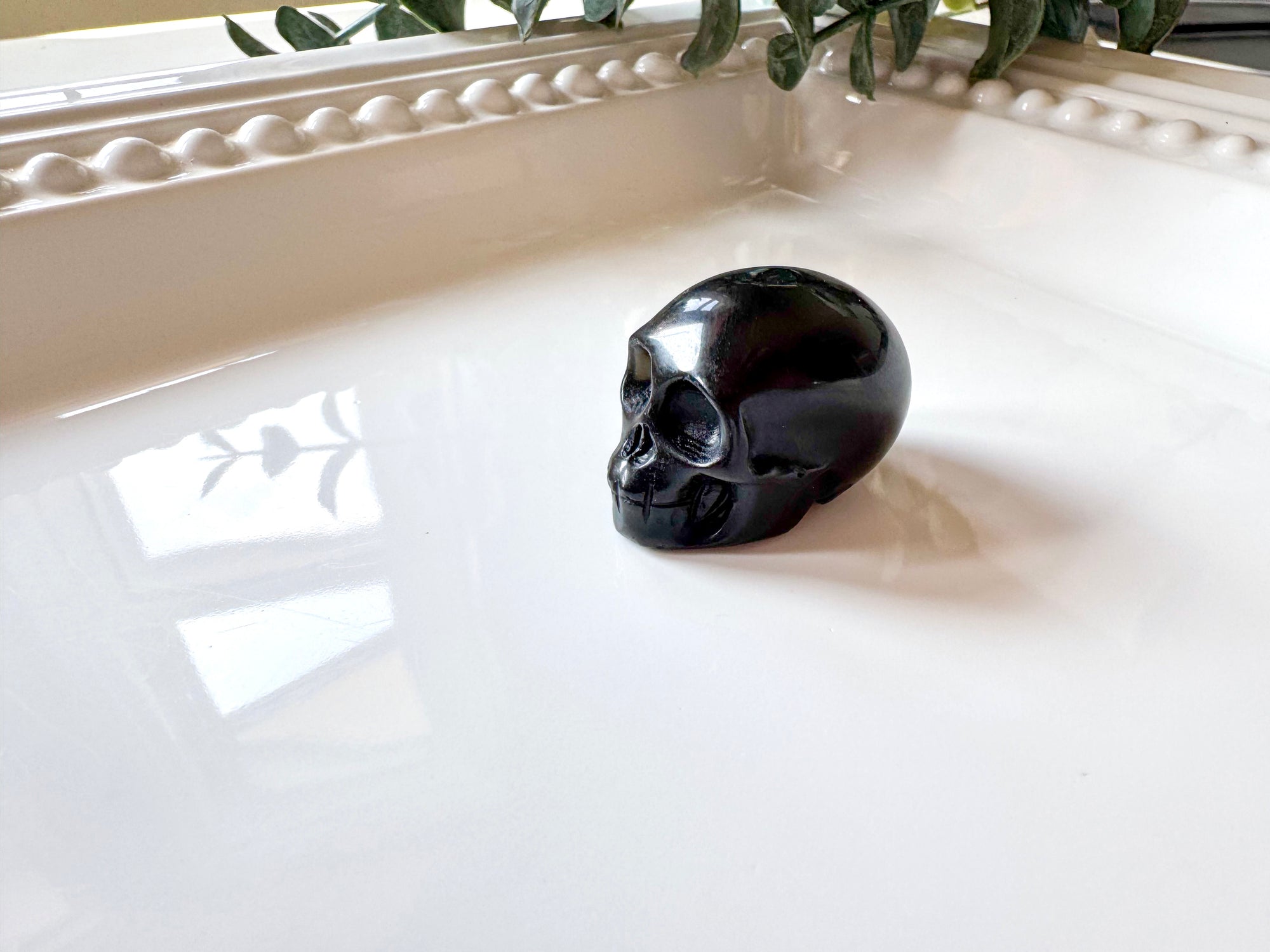 Mini Crystal Skull Carving