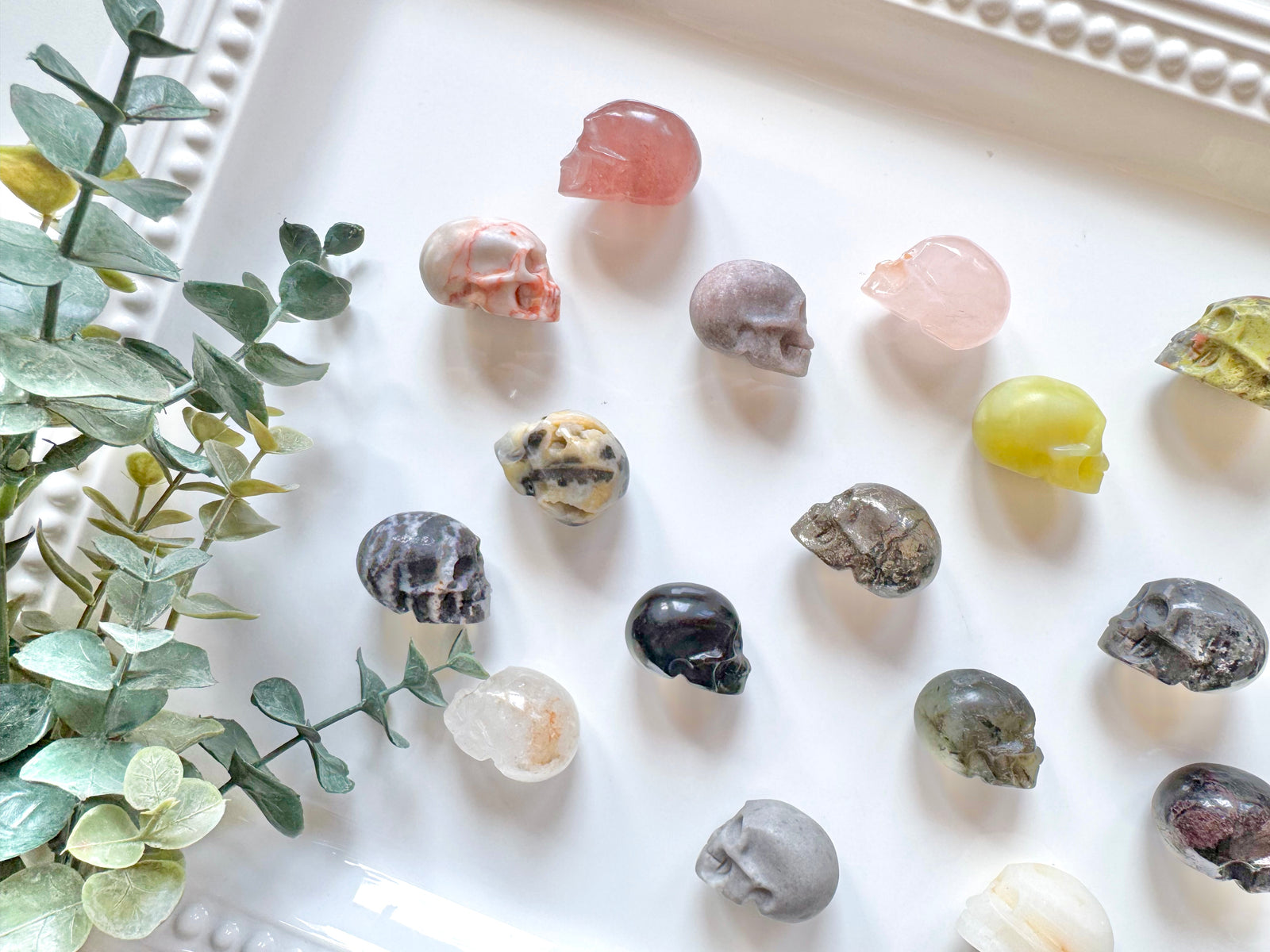 Mini Crystal Skull Carving