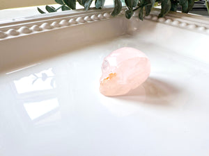 Mini Crystal Skull Carving