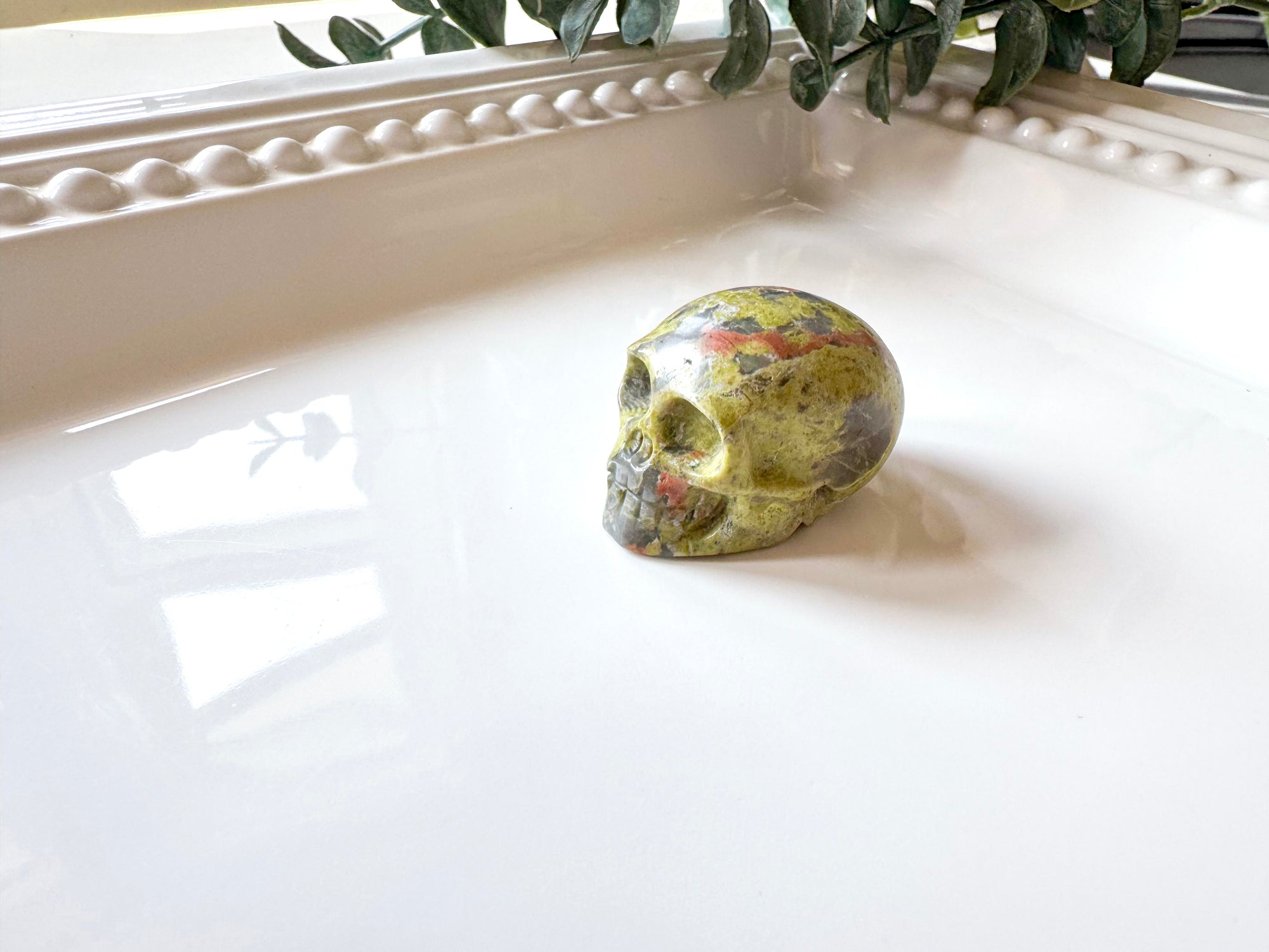 Mini Crystal Skull Carving