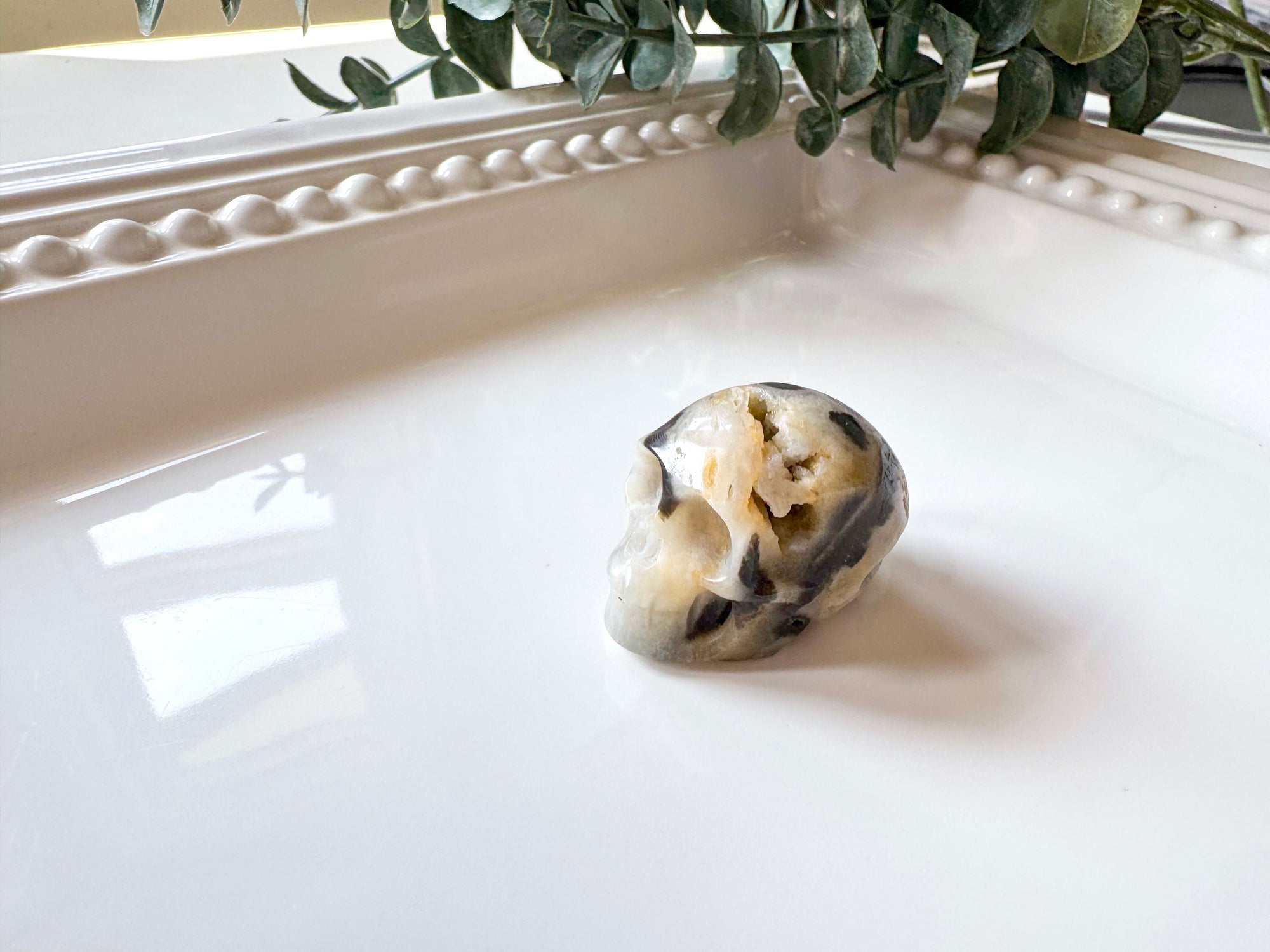 Mini Crystal Skull Carving