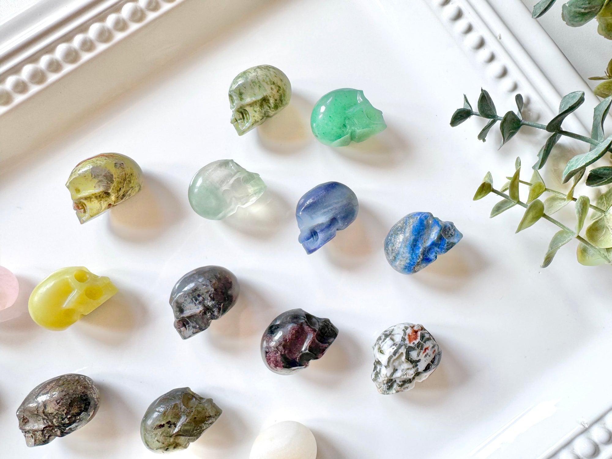 Mini Crystal Skull Carving