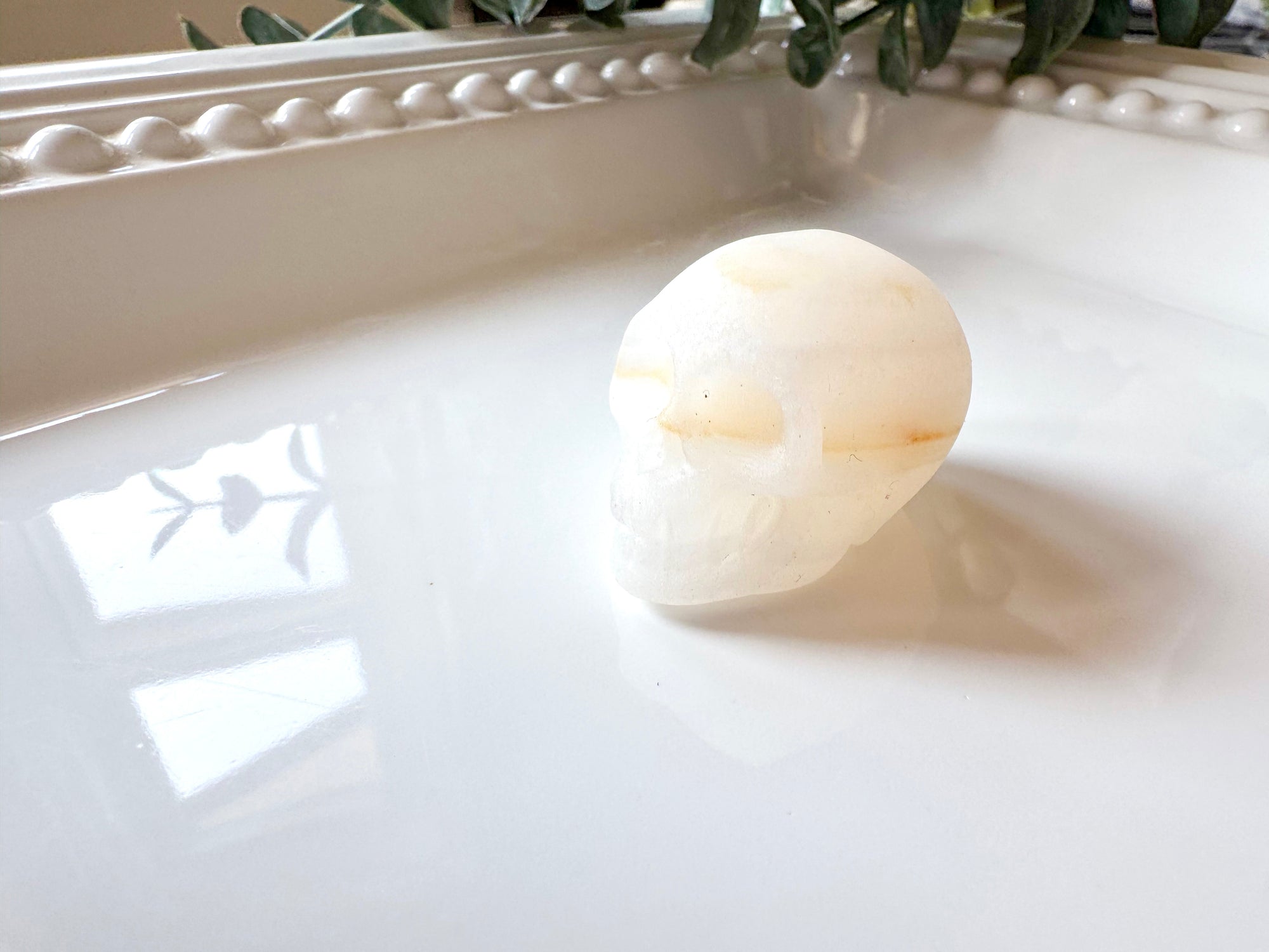 Mini Crystal Skull Carving