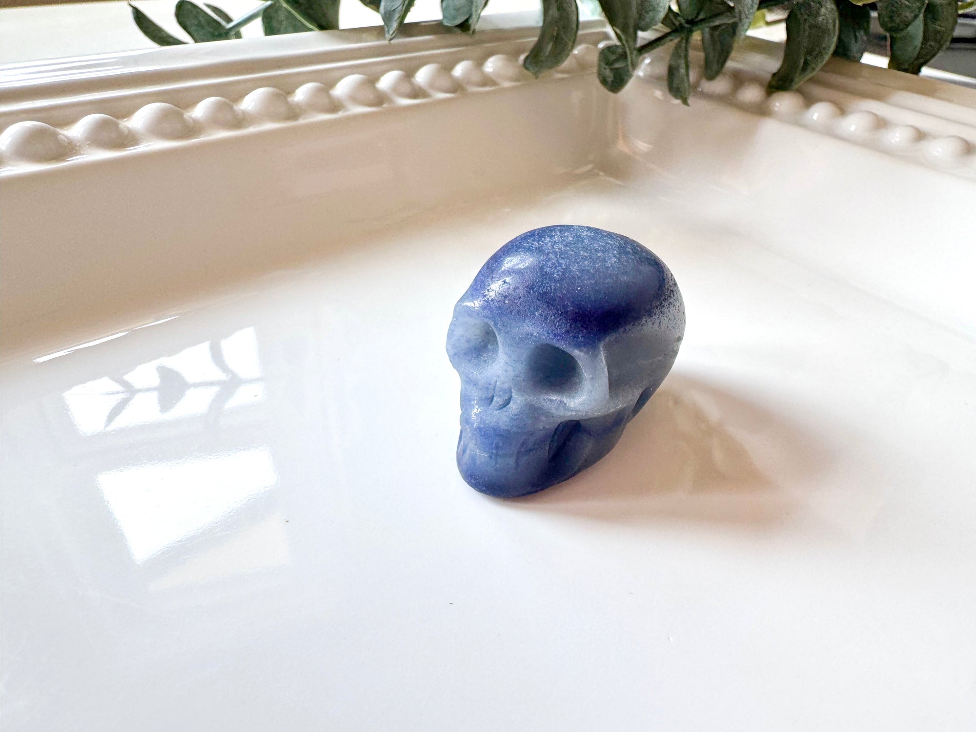 Mini Crystal Skull Carving