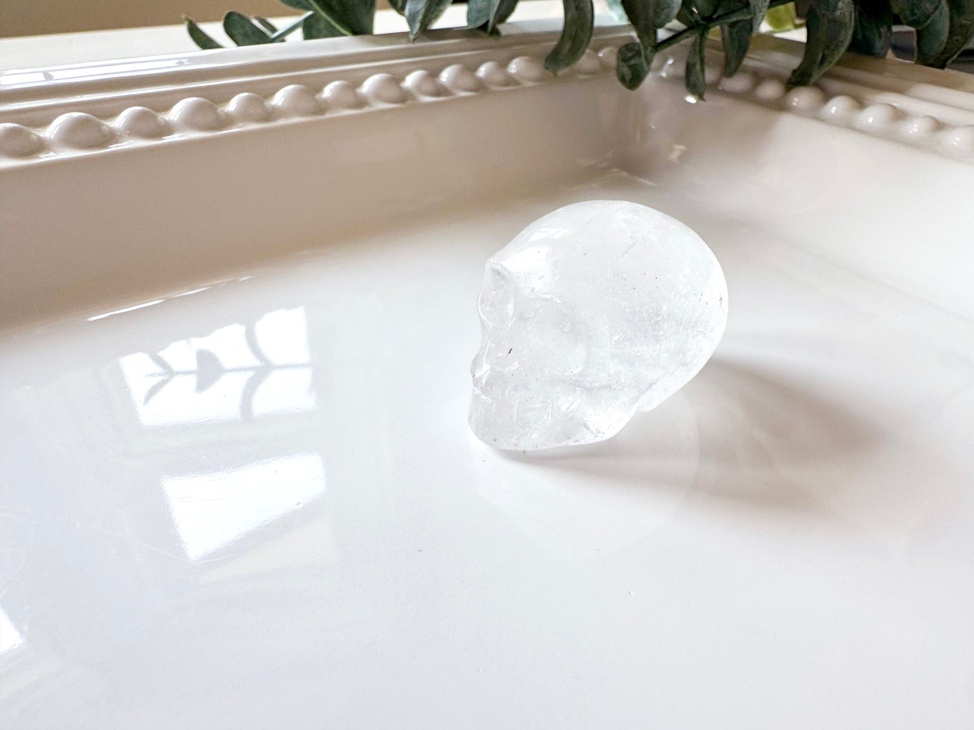 Mini Crystal Skull Carving