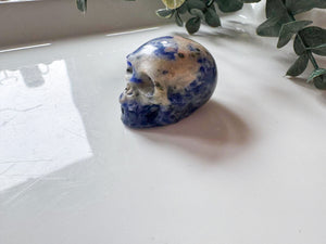 Mini Crystal Skull Carving