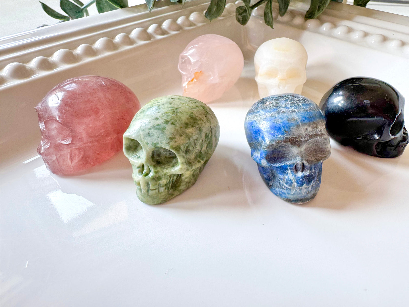 Mini Crystal Skull Carving