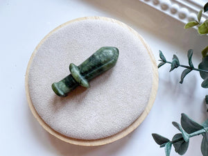 Mini Crystal Sword Carving
