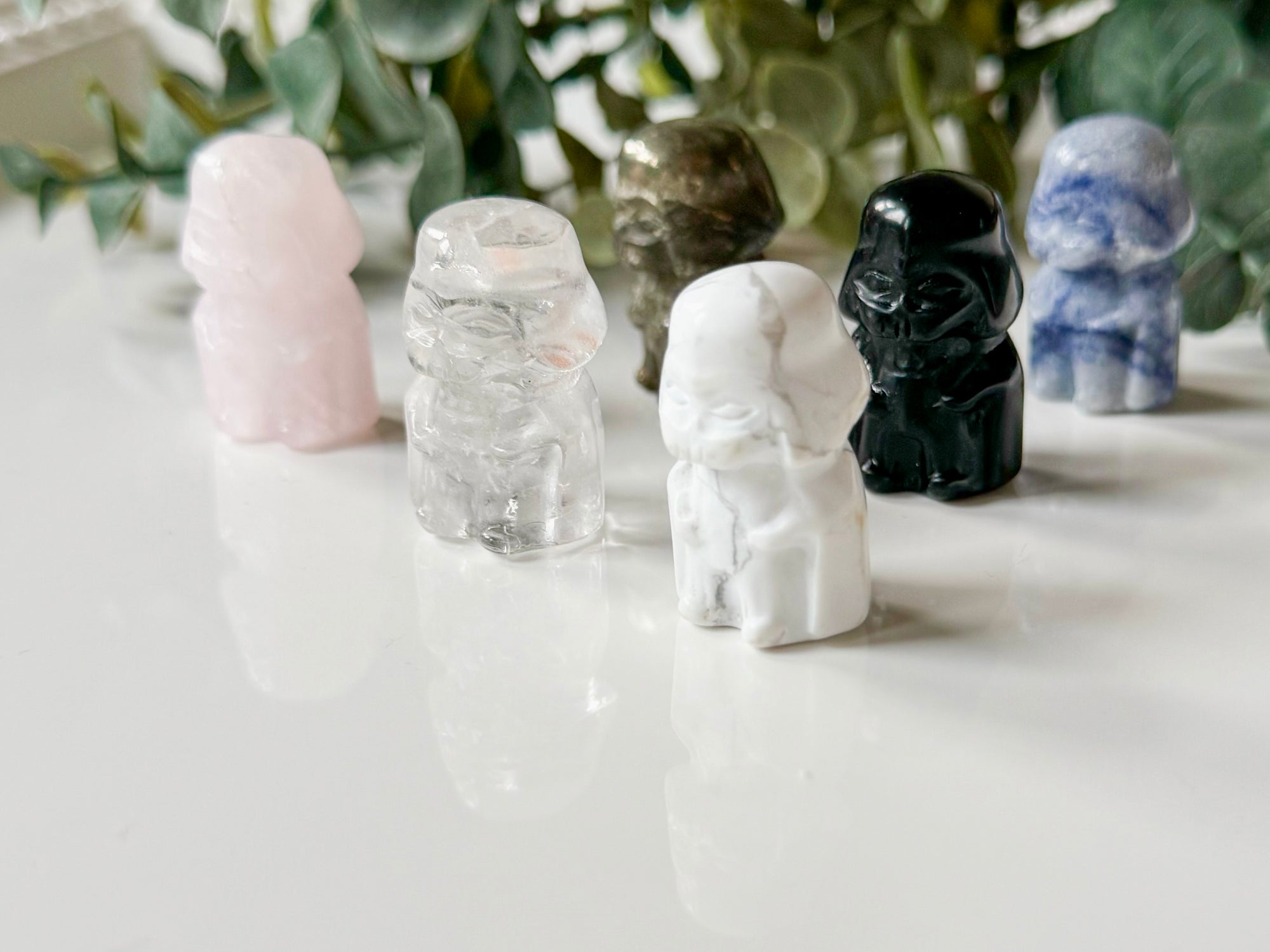 Mini Darth Vader Crystal Carving