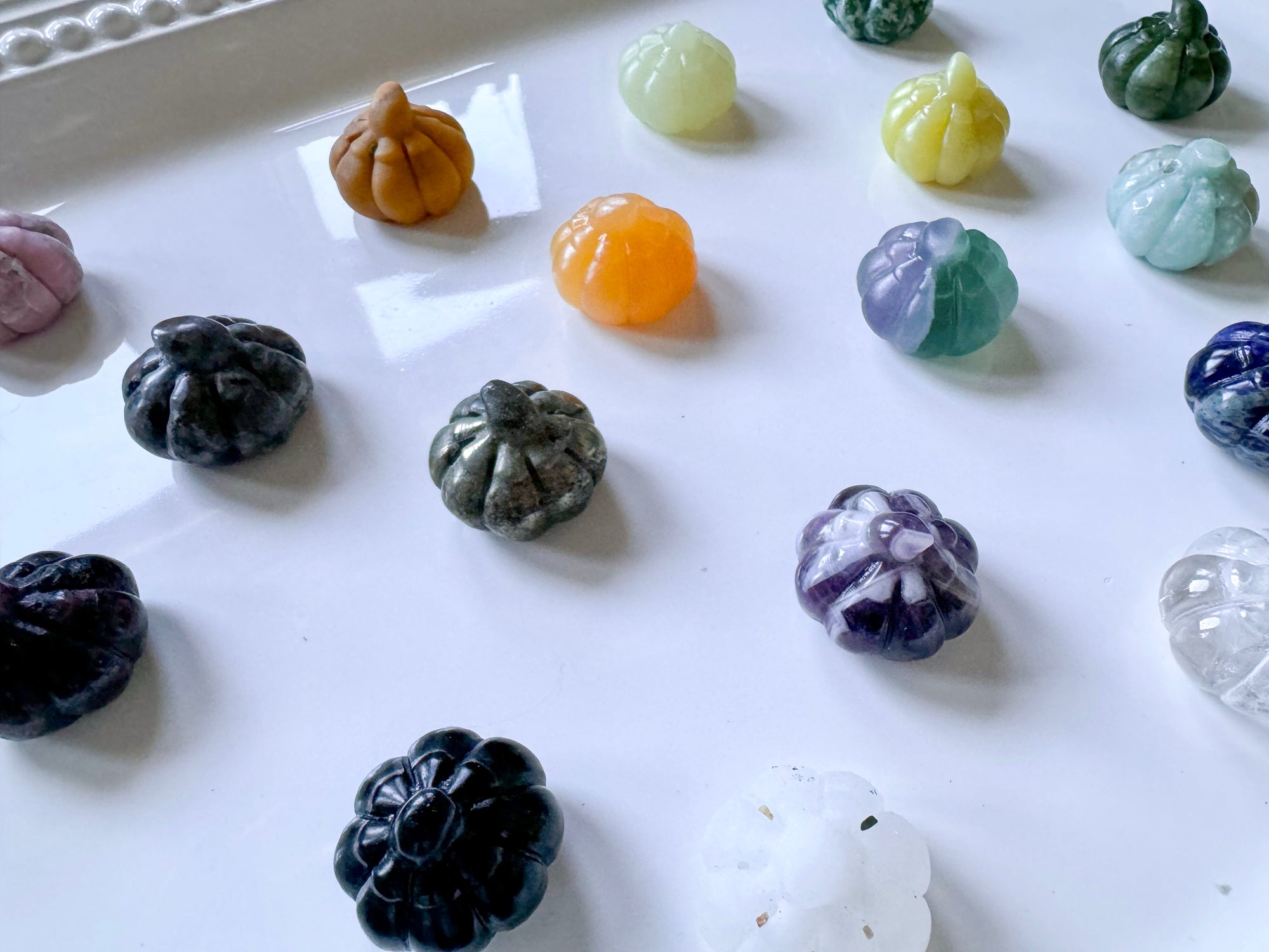 Mini Flat Bottom Pumpkin Crystal Carving || 1"