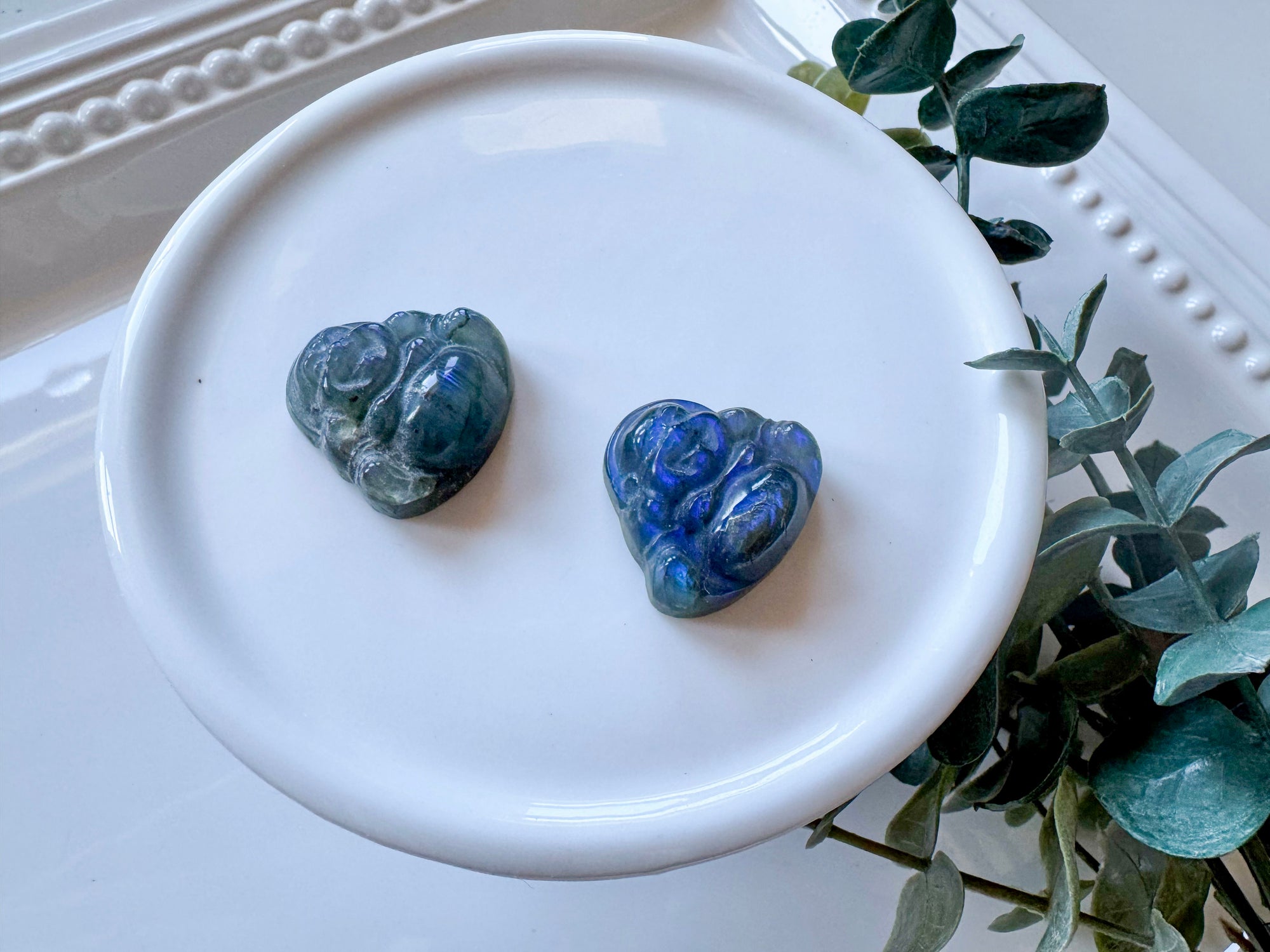 Mini Labradorite Flat Back Carvings
