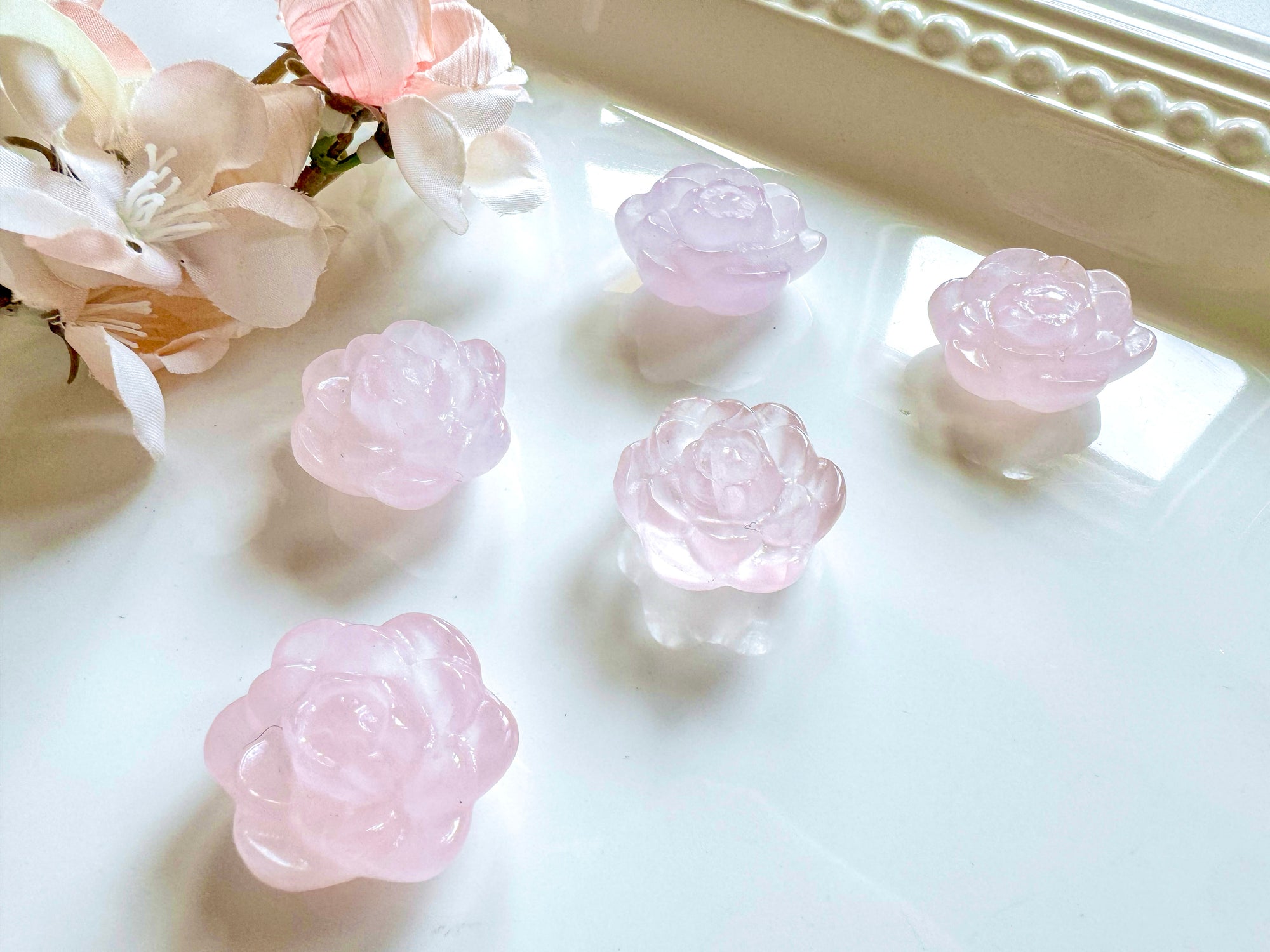 Mini Lotus Crystal Carving