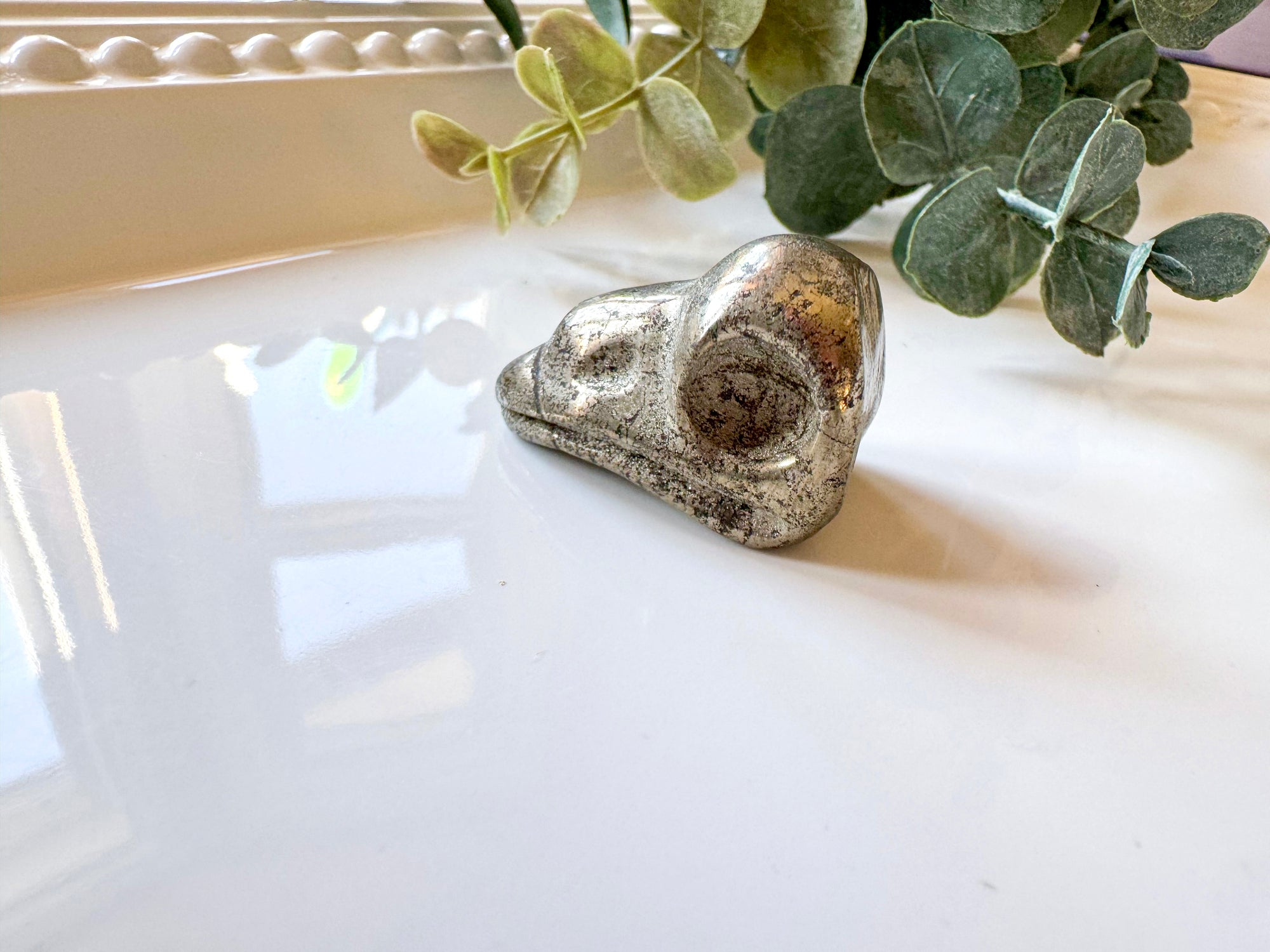 Mini Raven Skull Crystal Carving || 1.25"