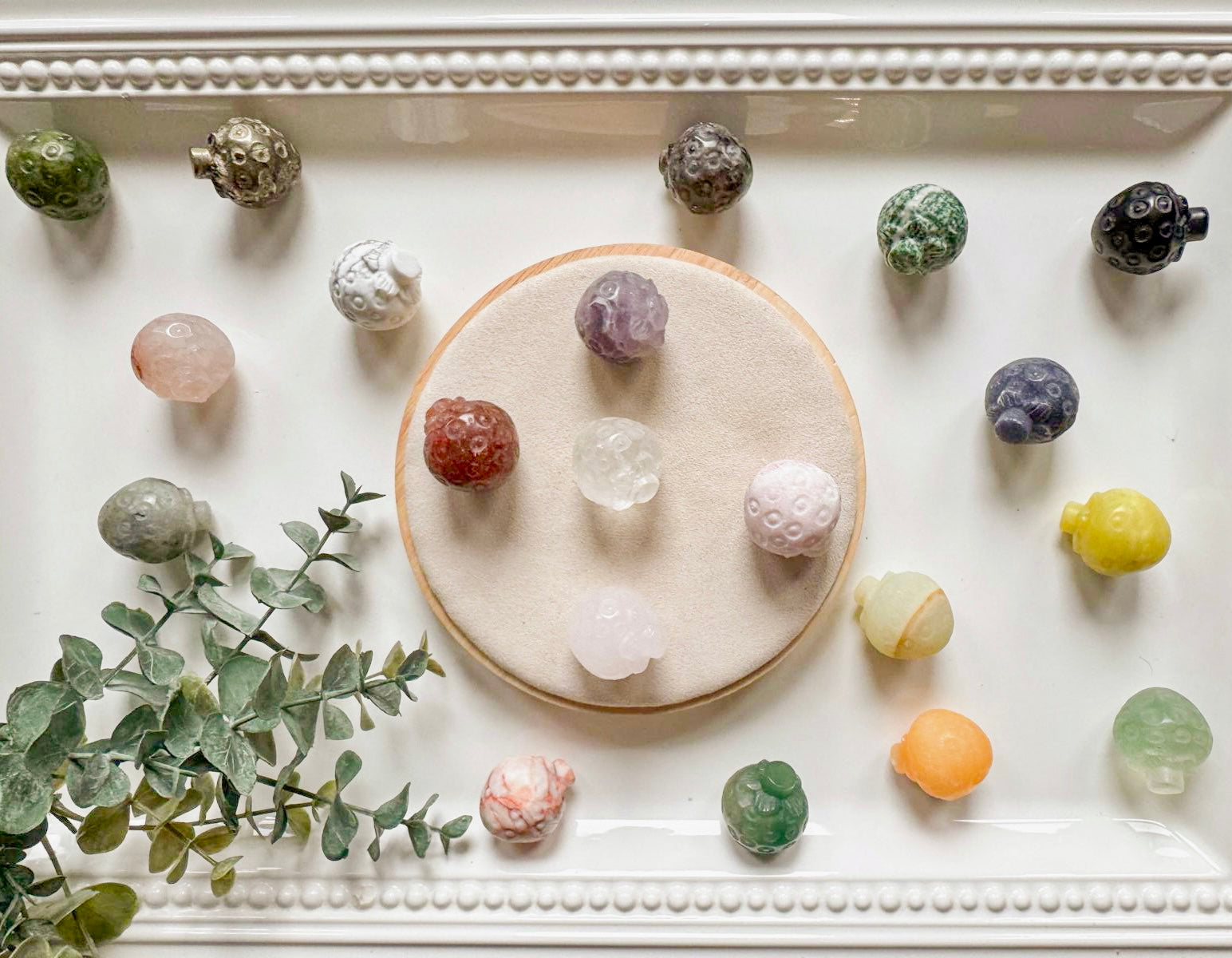 Mini Strawberry Crystal Carving