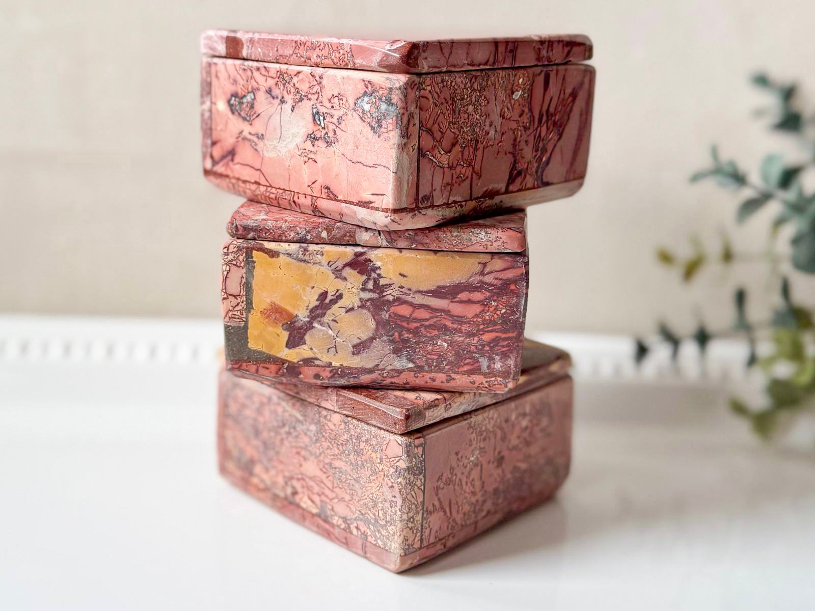 Mookaite Jasper Square Box || Morocco