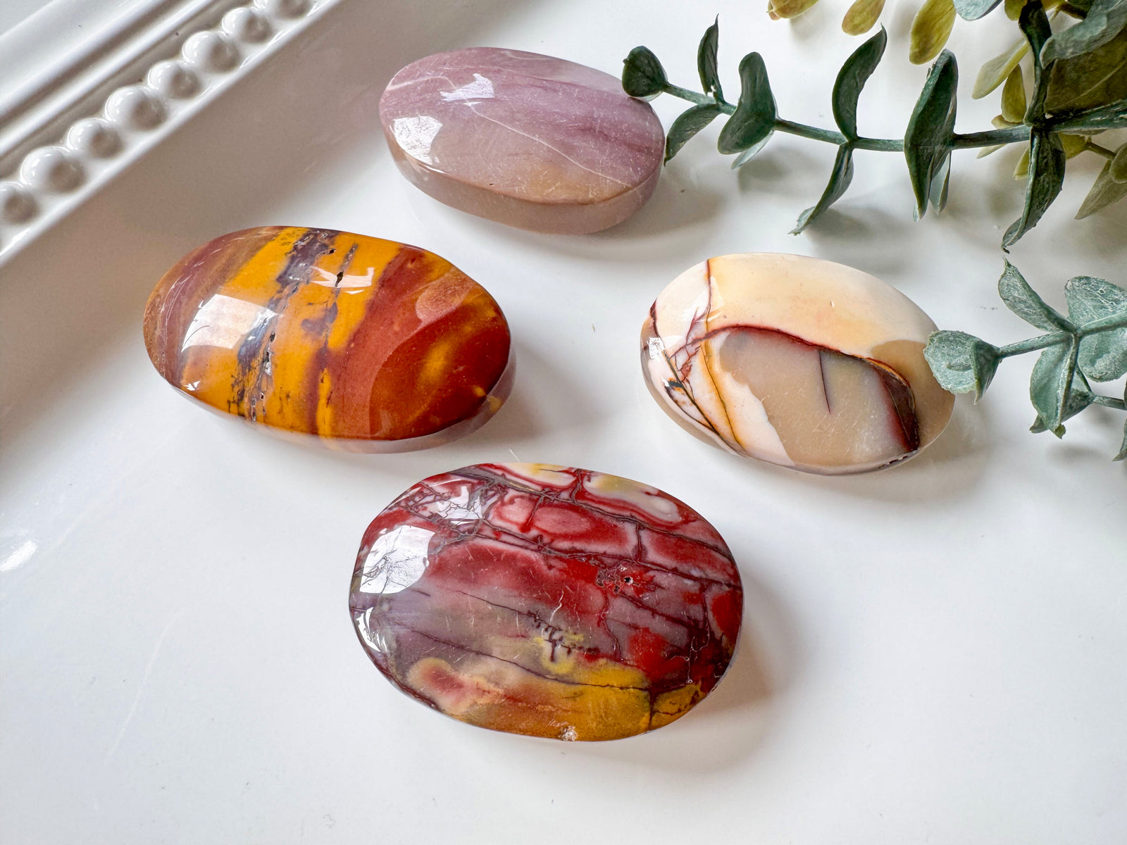 Mookaite Palm Stone || Australia