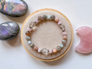 Moonlit Aura Beaded Bracelet || Moonstone, Labradorite, Rose Quartz, Clear Quartz & Aquamarine || Reiki Infused