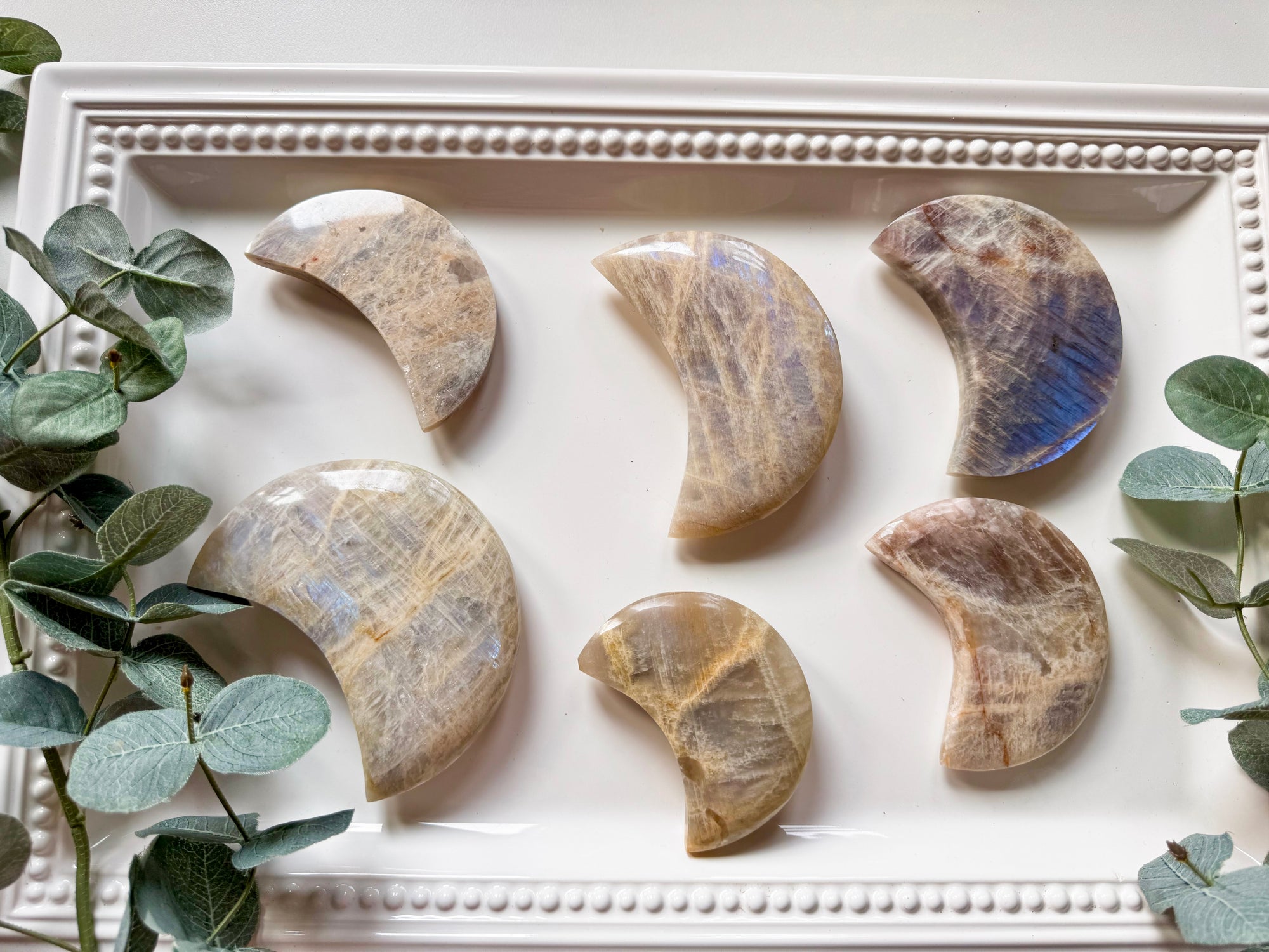 Moonstone & Sunstone Mix Crescent Moon CarvingMoonstone & Sunstone Mix Crescent Moon Carving