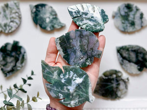 Moss Agate Leaf Carving