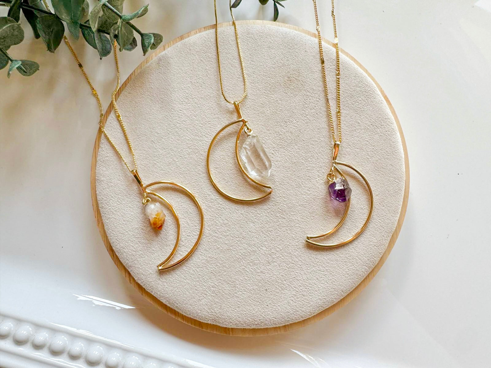 Raw Crystal Crescent Moon Necklace || Gold