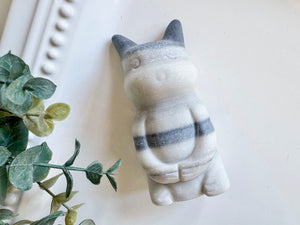 "Pocket Lightening Mouse" Cartoon Crystal Carving