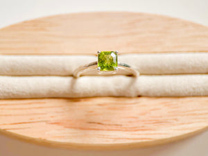 Princess Cut Sterling Ring || Peridot