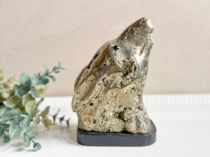 Pyrite Wolf Carving || Peru