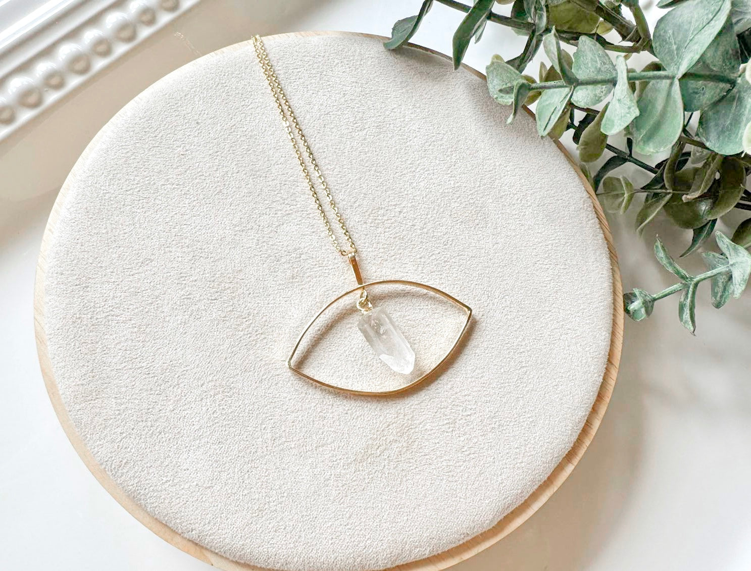 Raw Crystal Evil Necklace || Gold