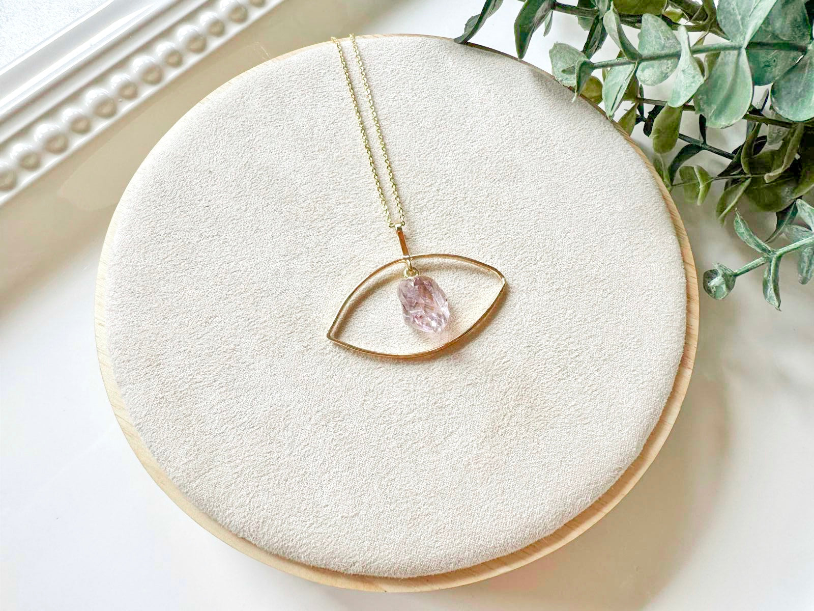 Raw Crystal Evil Necklace || Gold