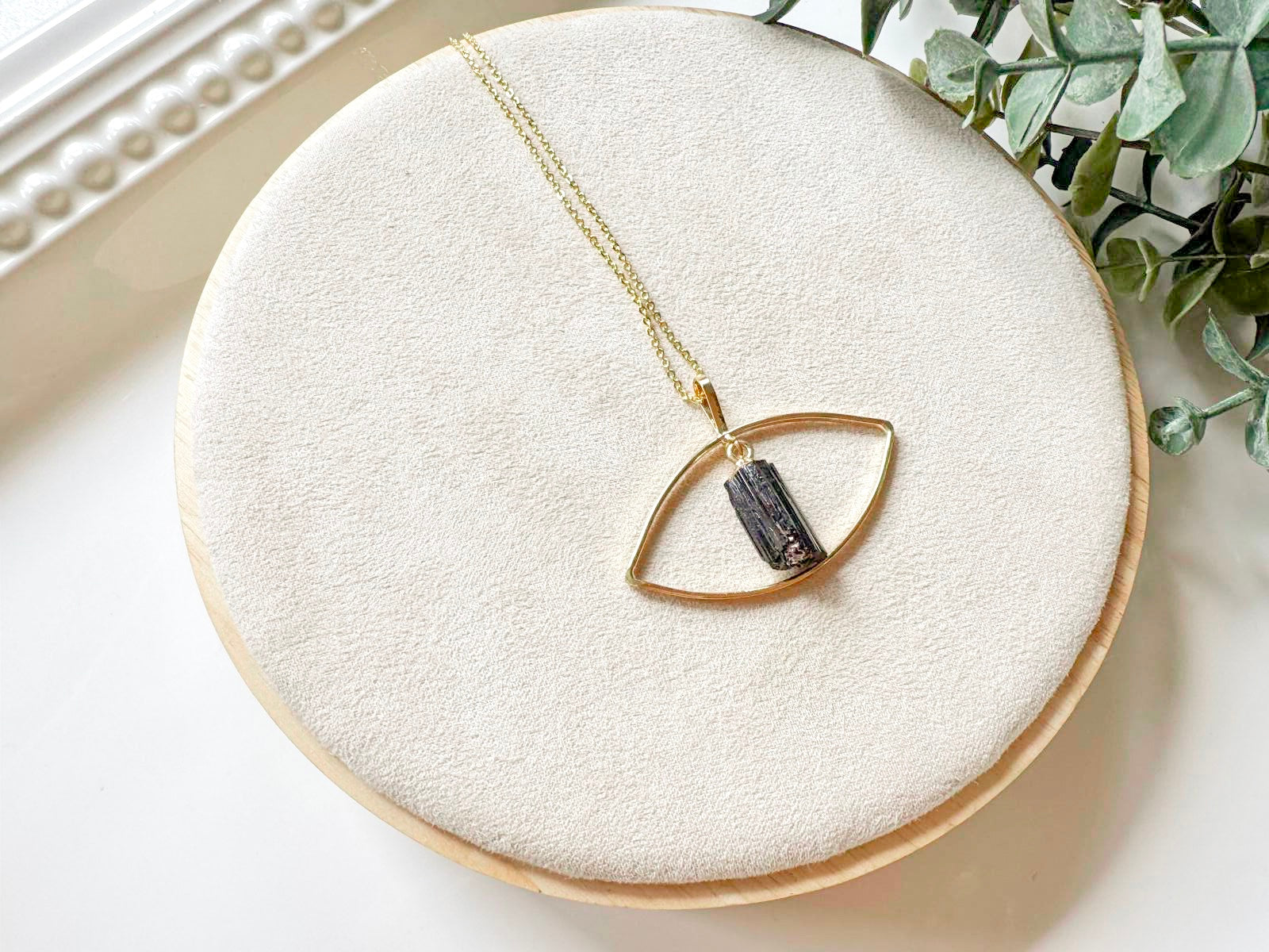 Raw Crystal Evil Necklace || Gold