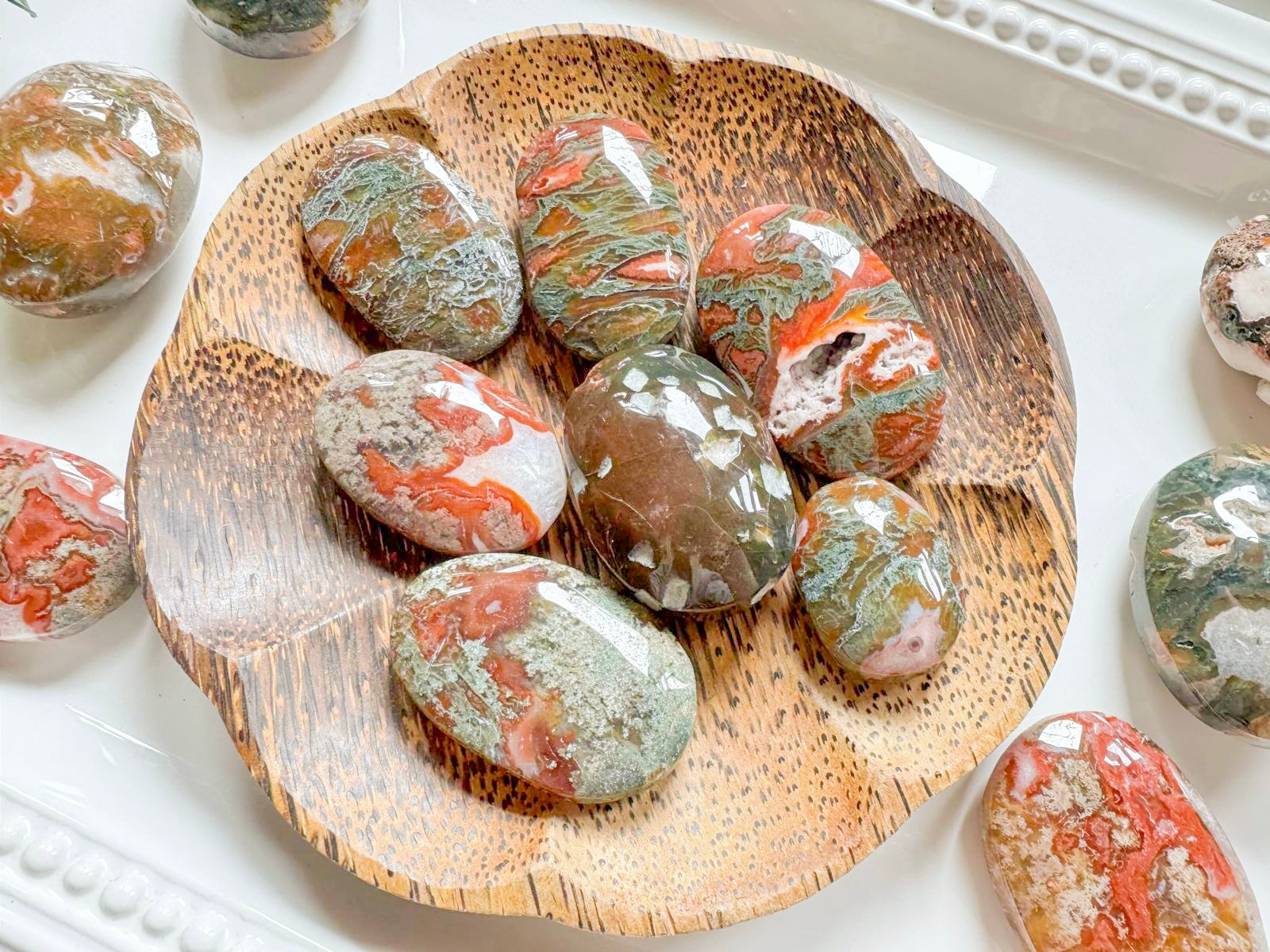 Red Moss Agate Palm Stone